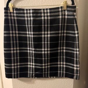 J.Crew Black & White Plaid Mini Skirt | Size 10